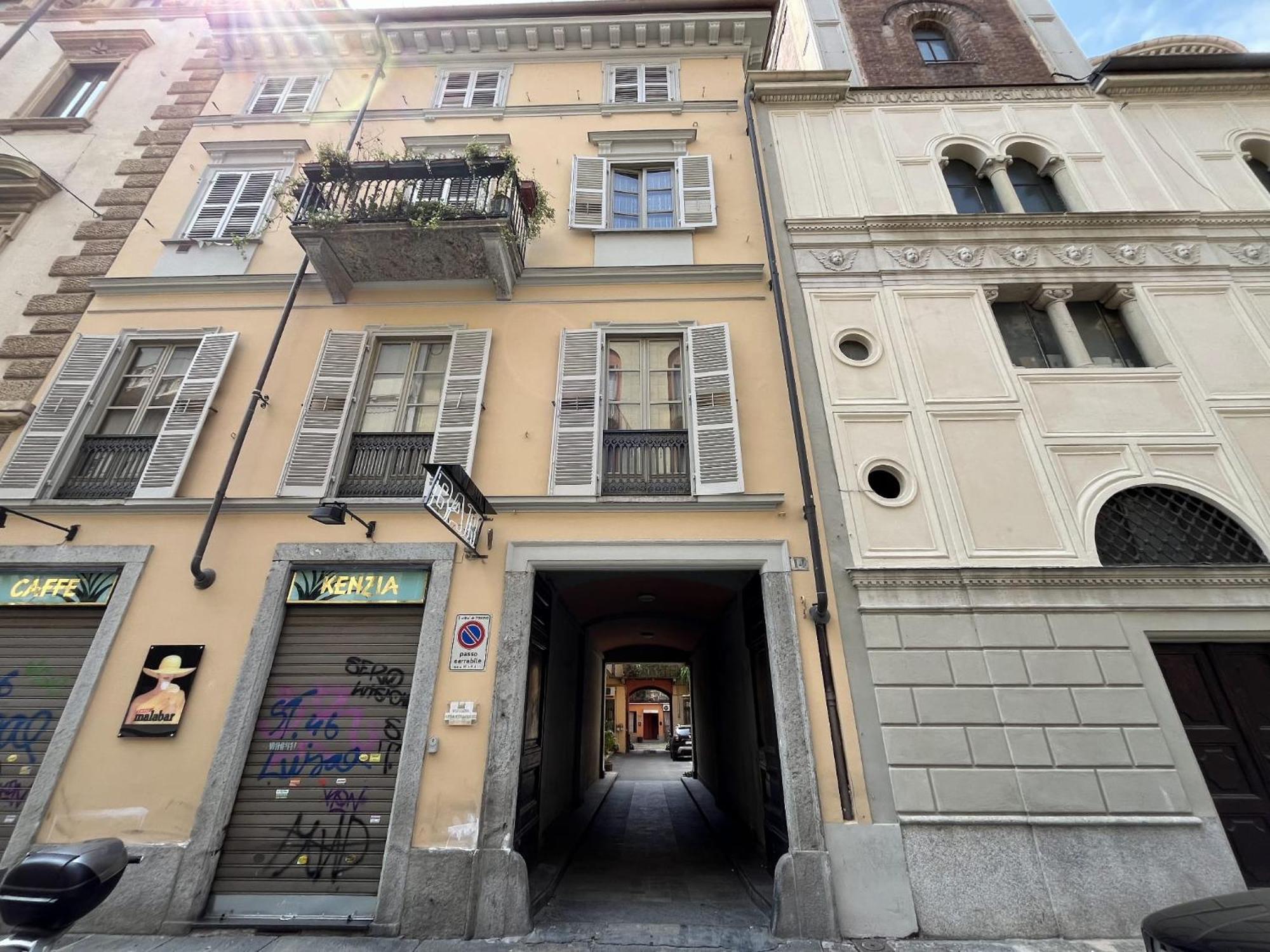 Il Posto Che Non Ti Aspetti Centro Storico Appartement Turijn Buitenkant foto